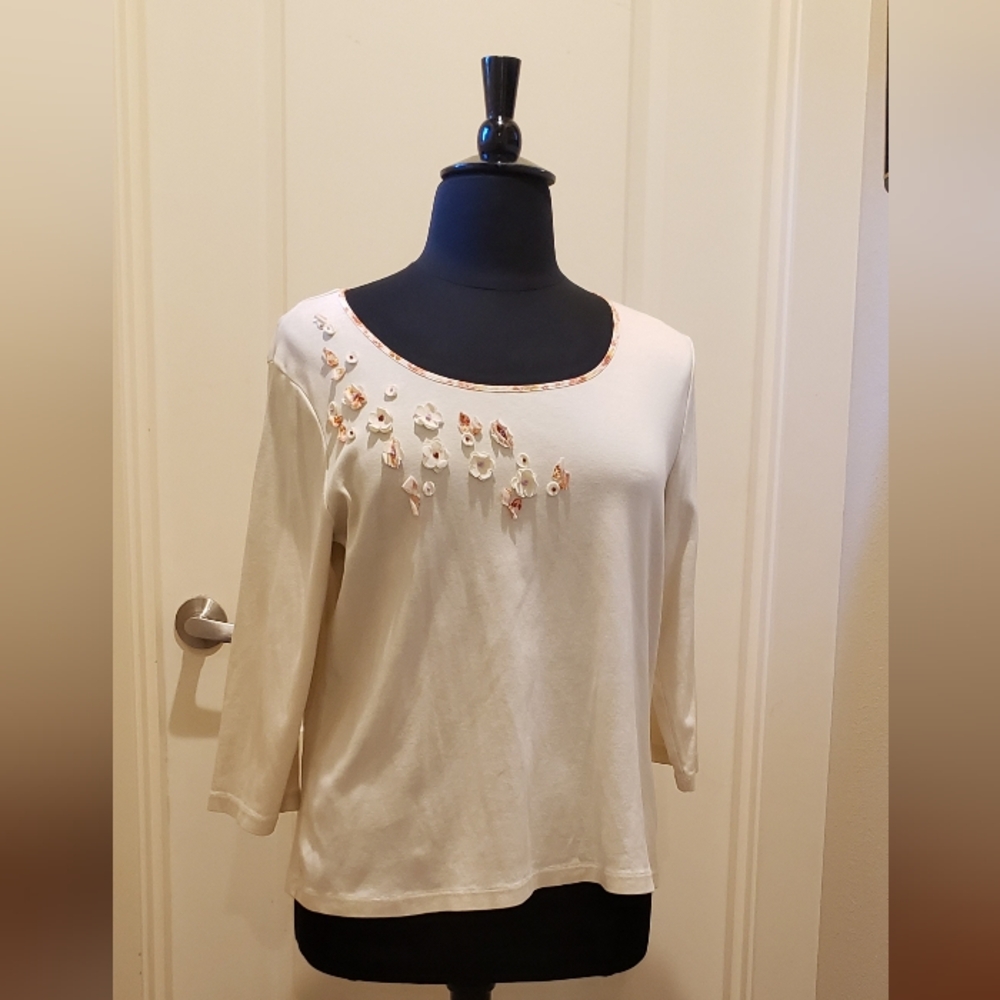 Coldwatee Creek Ivory Floral Long Sleeve Top With Floral Trim